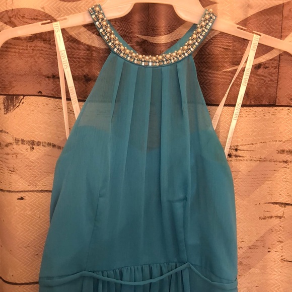 Prom/bridesmaids dress, David’s bridal, size 10 - Picture 2 of 5